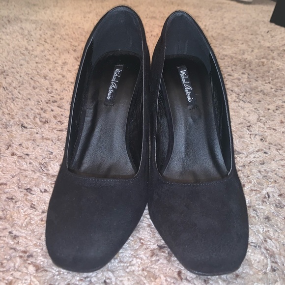 Michael Antonio Women's Black Heels - Picture 5 of 5